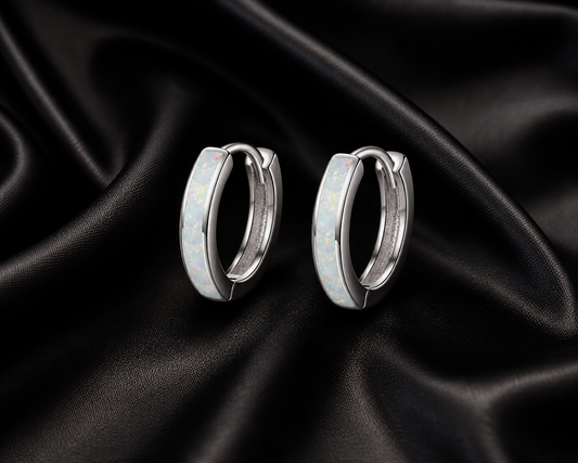 Kyma White Hoops